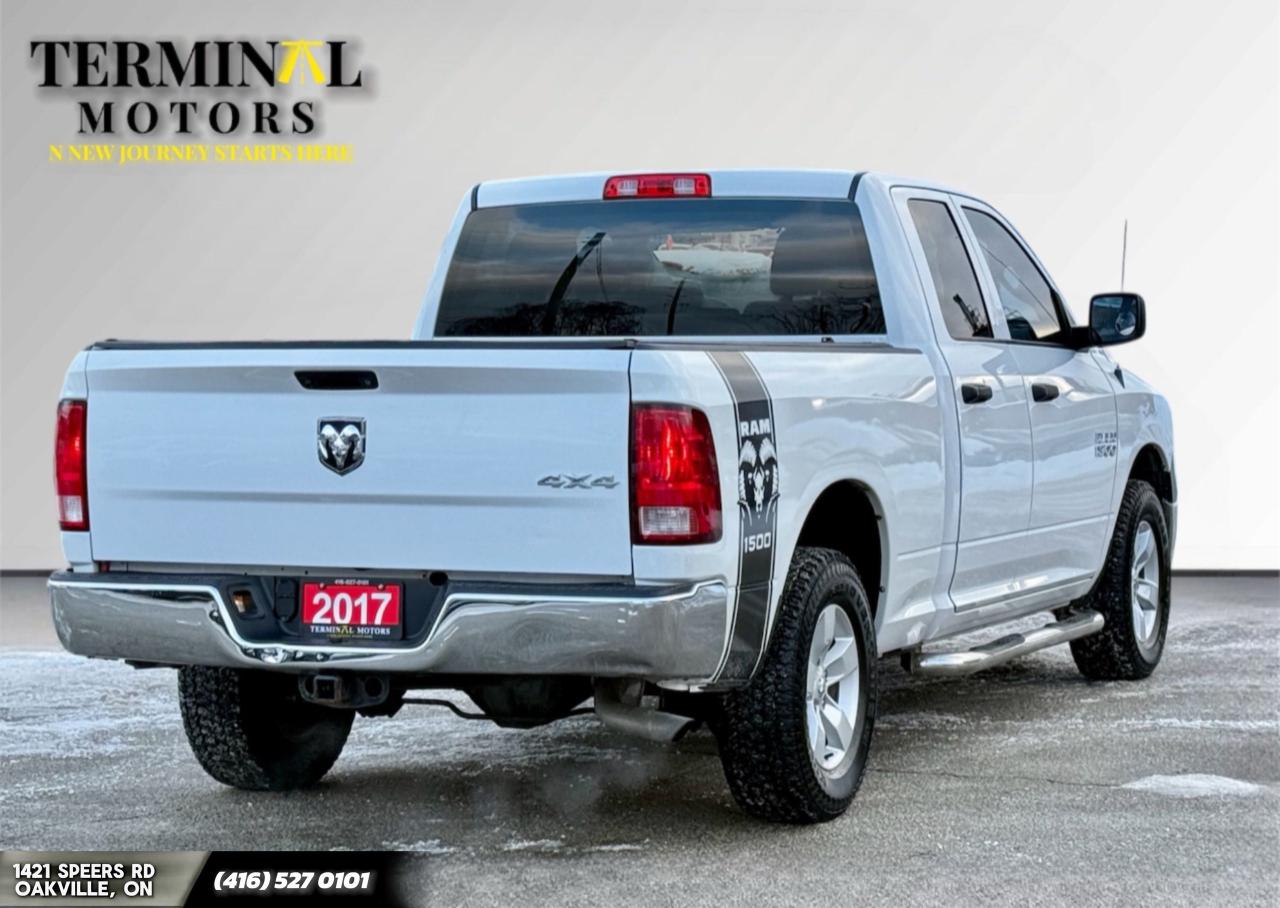 2017 RAM 1500 4WD QUAD CAB 140.5" ST Photo4