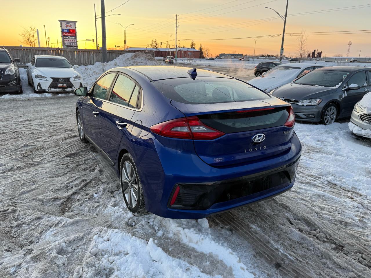 2019 Hyundai IONIQ HYBRID ULTIMATE, HATCHBACK, LEATHER, LOADED, CERT - Photo #3