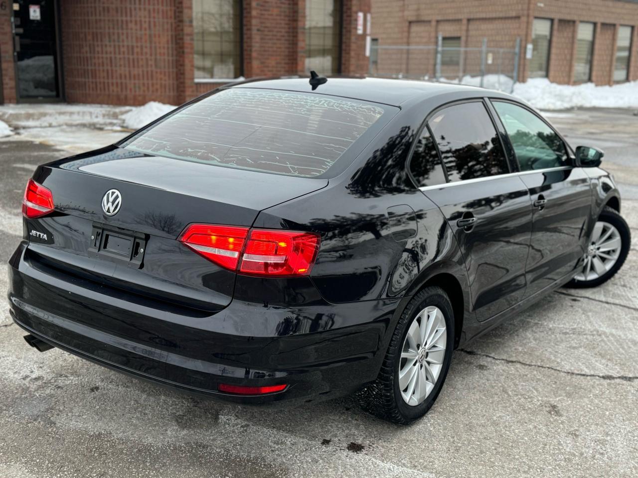 2015 Volkswagen Jetta TRENDLINE+ - Photo #6