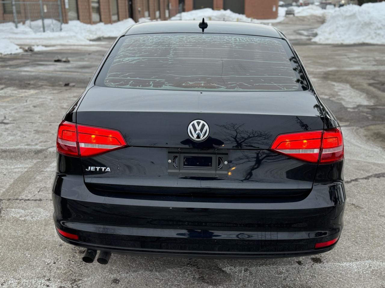 2015 Volkswagen Jetta TRENDLINE+ Photo4