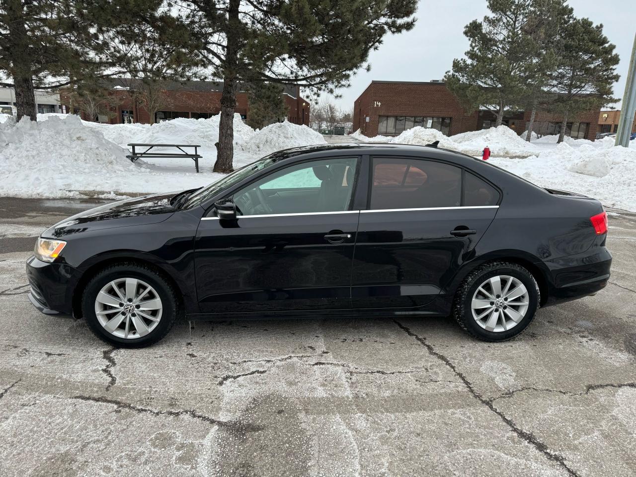 2015 Volkswagen Jetta TRENDLINE+ - Photo #7