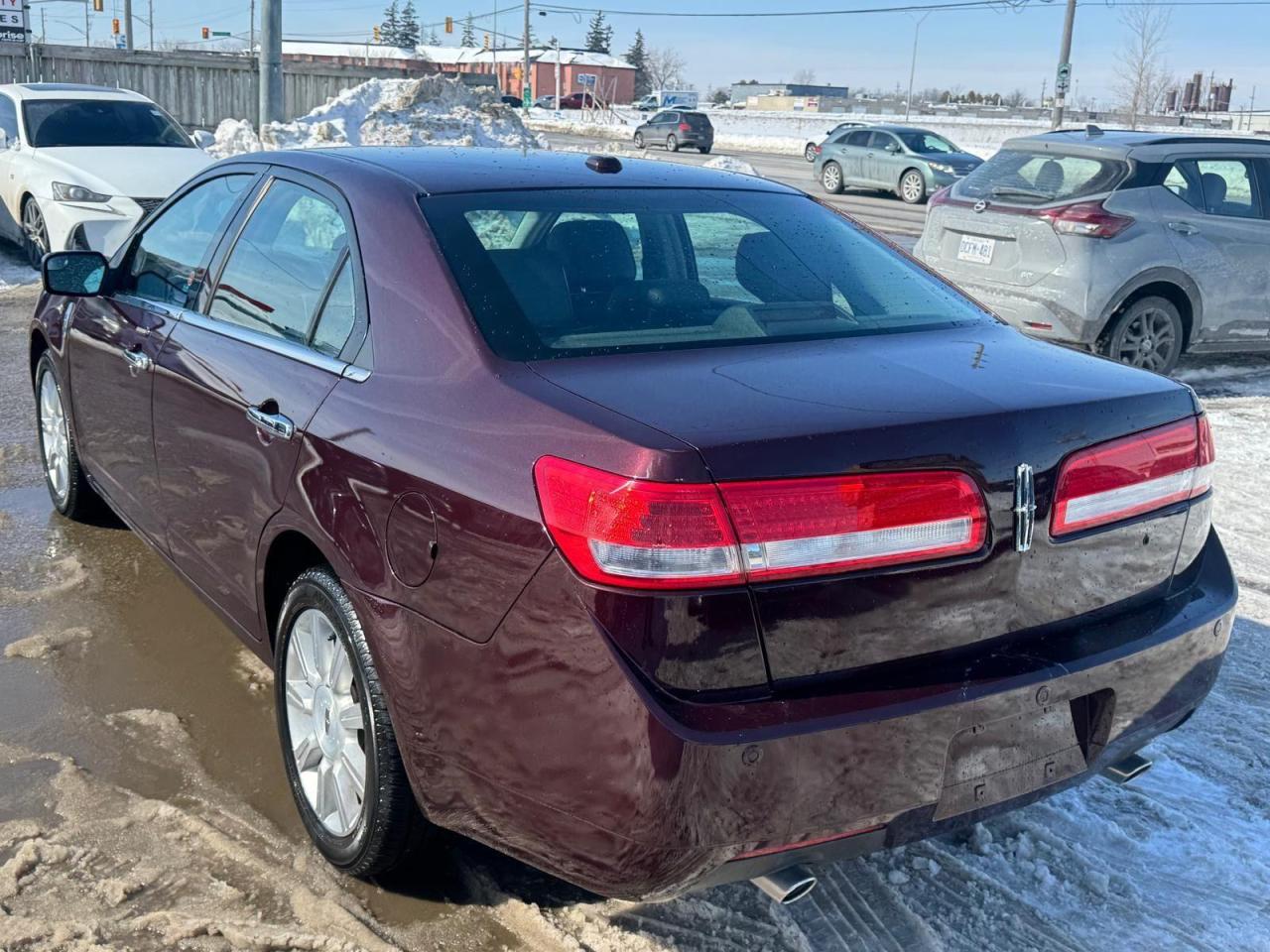 2011 Lincoln MKZ SEDAN, LOADED, ONLY 55,000KMS, CERTIFIED - Photo #3