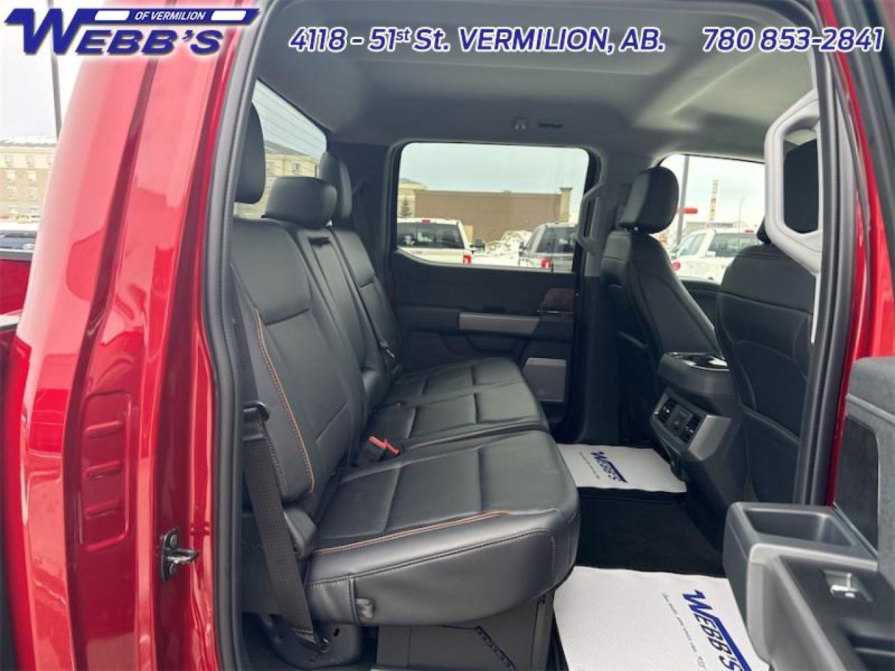 2025 Ford F-350 Super Duty Lariat Photo5