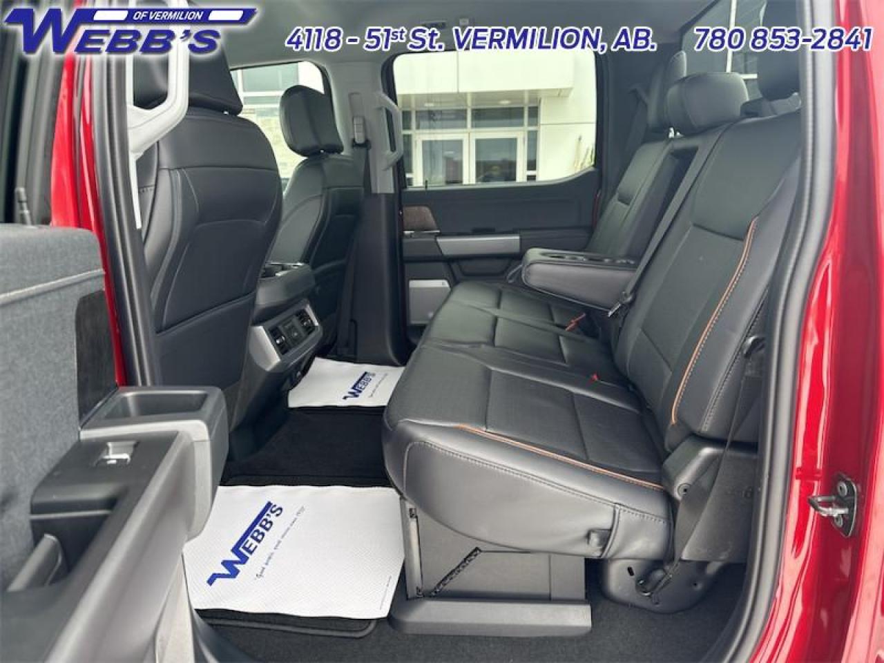 2025 Ford F-350 Super Duty Lariat Photo5