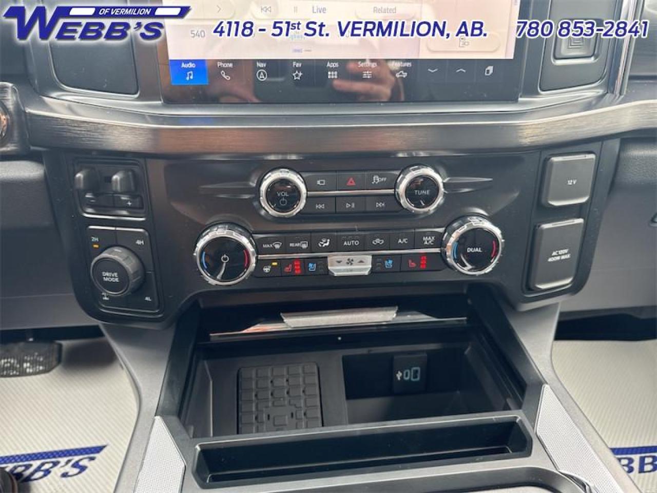 2025 Ford F-350 Super Duty Lariat Photo5