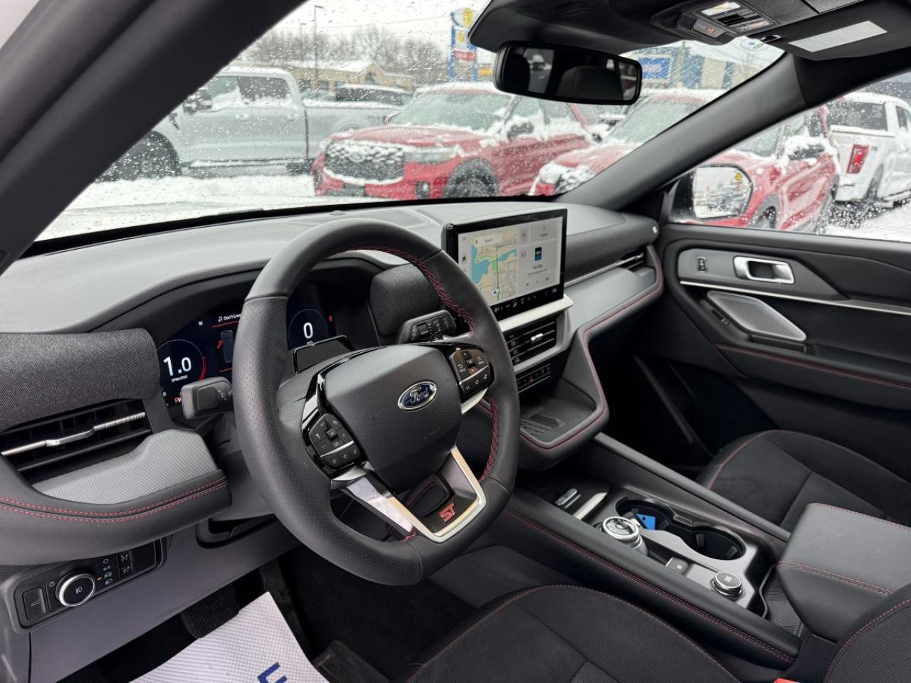 2025 Ford Explorer ST Photo