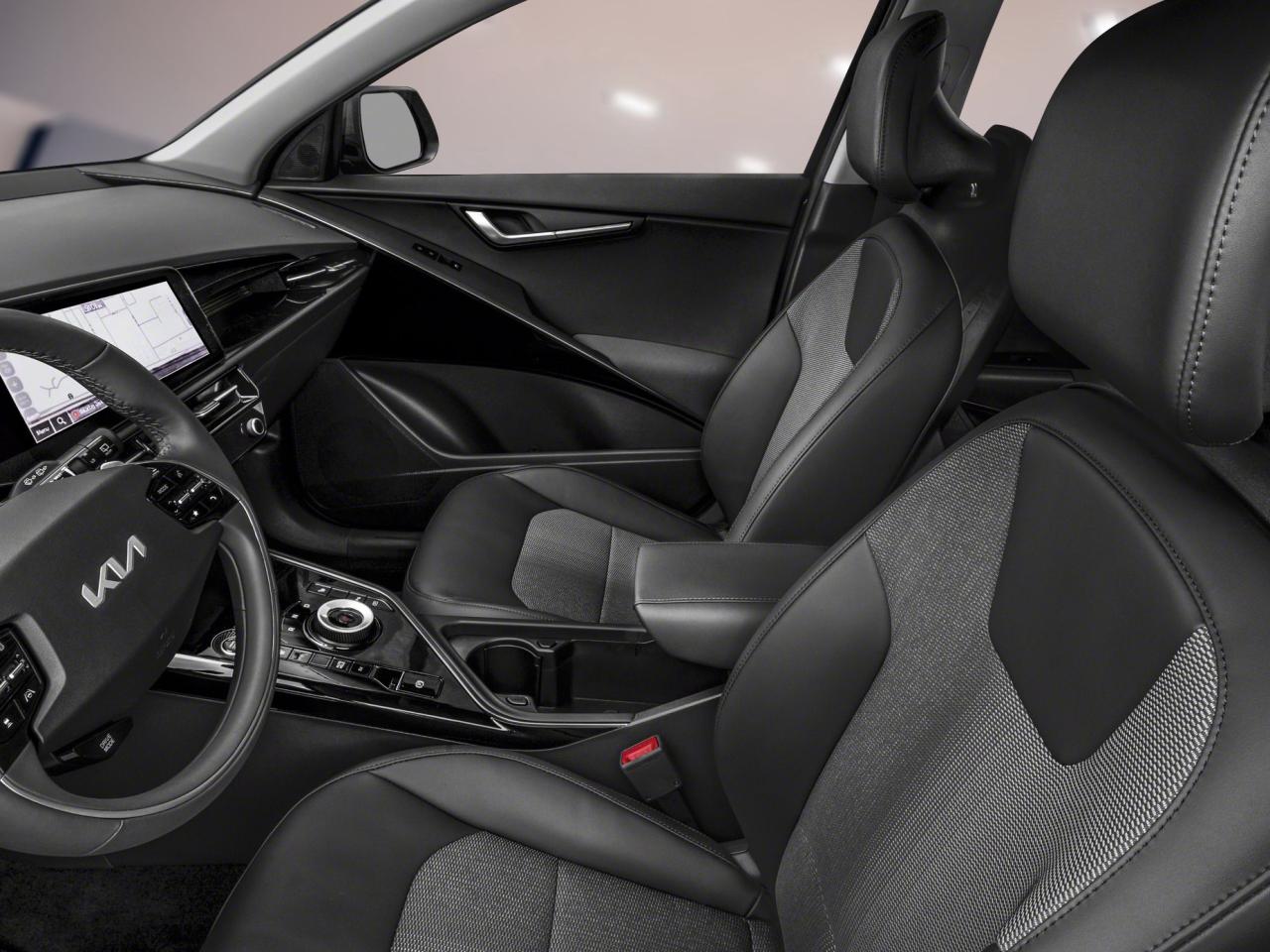 2025 Kia NIRO EX FWD Photo4