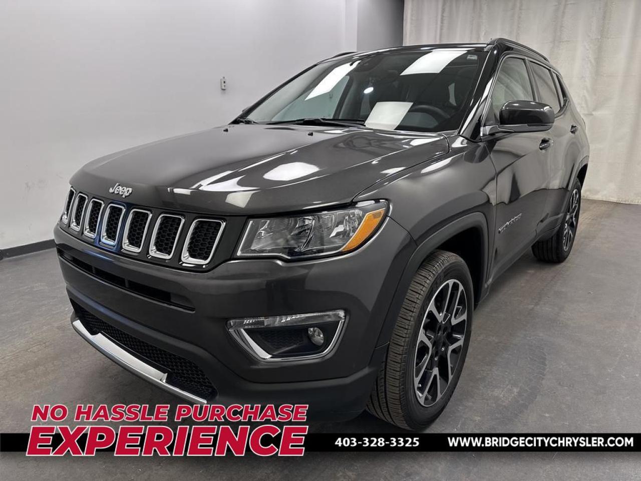 Used 2018 Jeep Compass Limited 4x4 - Leather - Remote Start - Panoramic Sunroof - Power Liftgate for sale in Lethbridge, AB