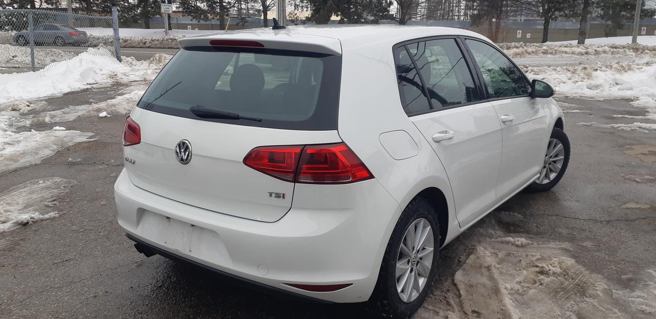 2017 Volkswagen Golf 5dr HB Auto 1.8 TSI Trendline - Photo #4