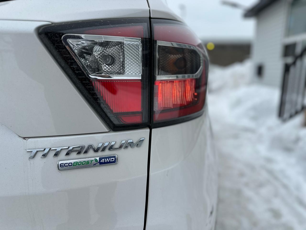 2018 Ford Escape Titanium 4WD - Photo #7