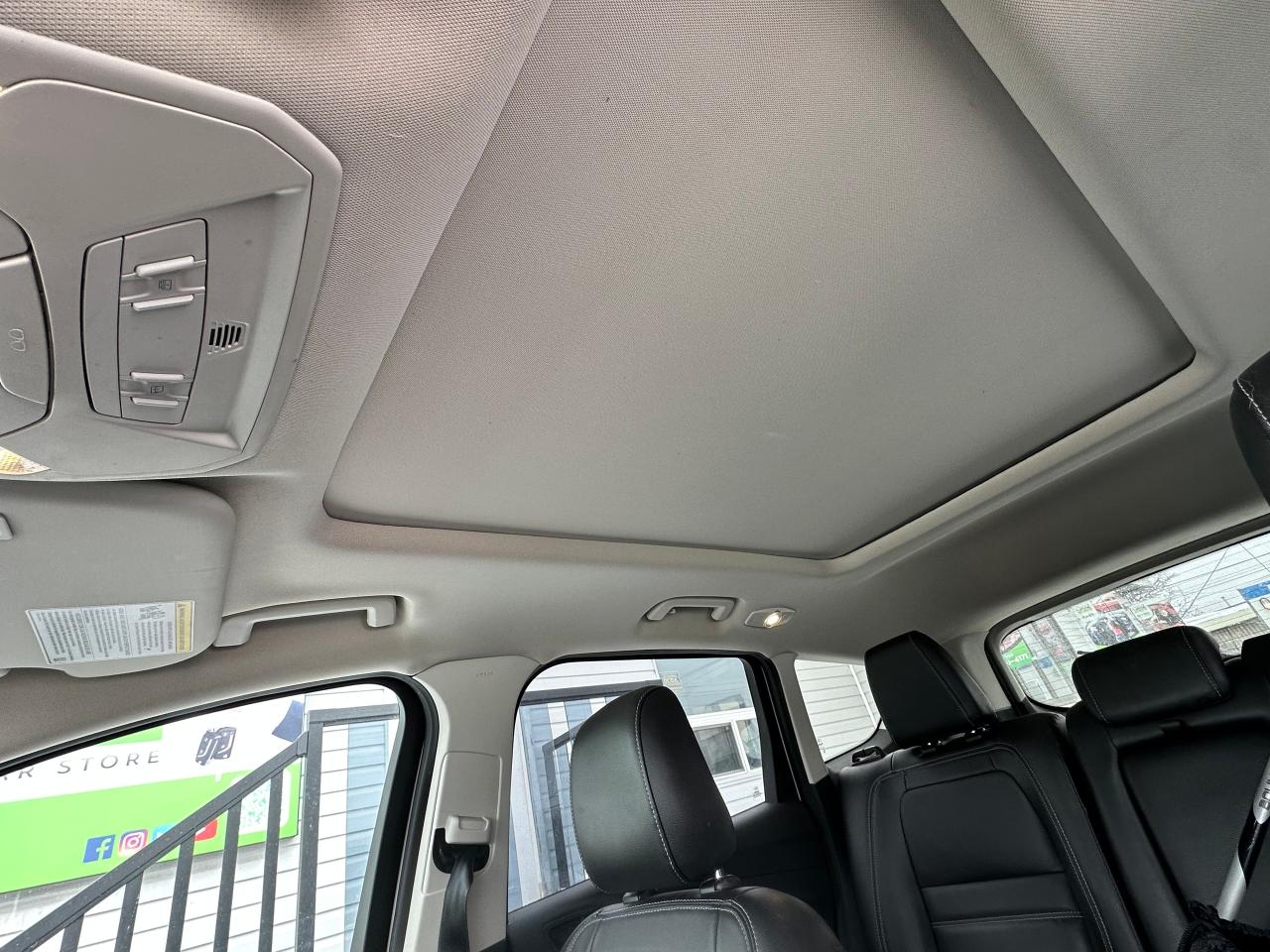 2018 Ford Escape Titanium 4WD - Photo #14