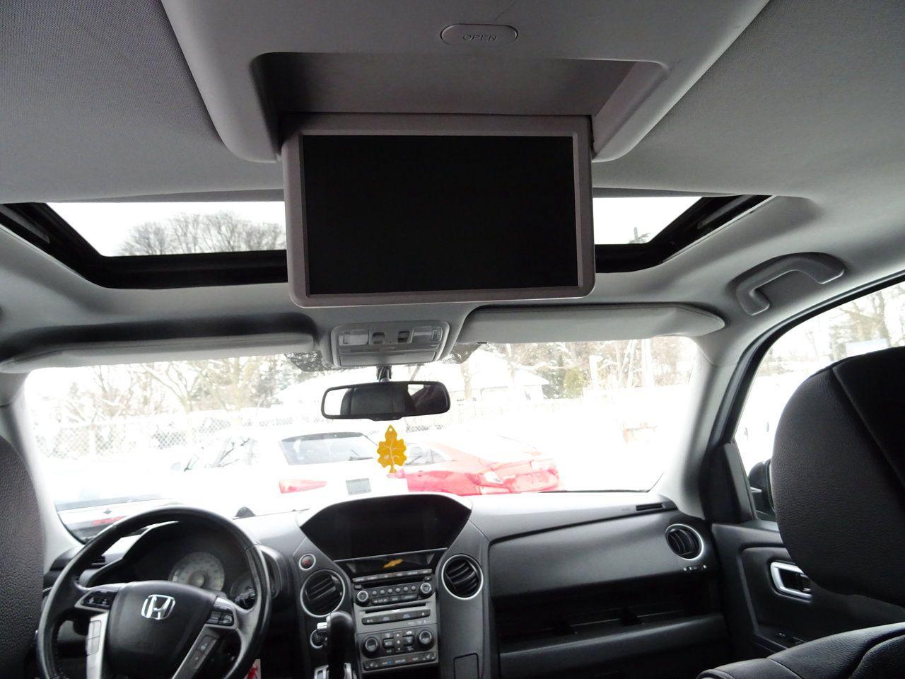 2013 Honda Pilot Touring - Photo #14