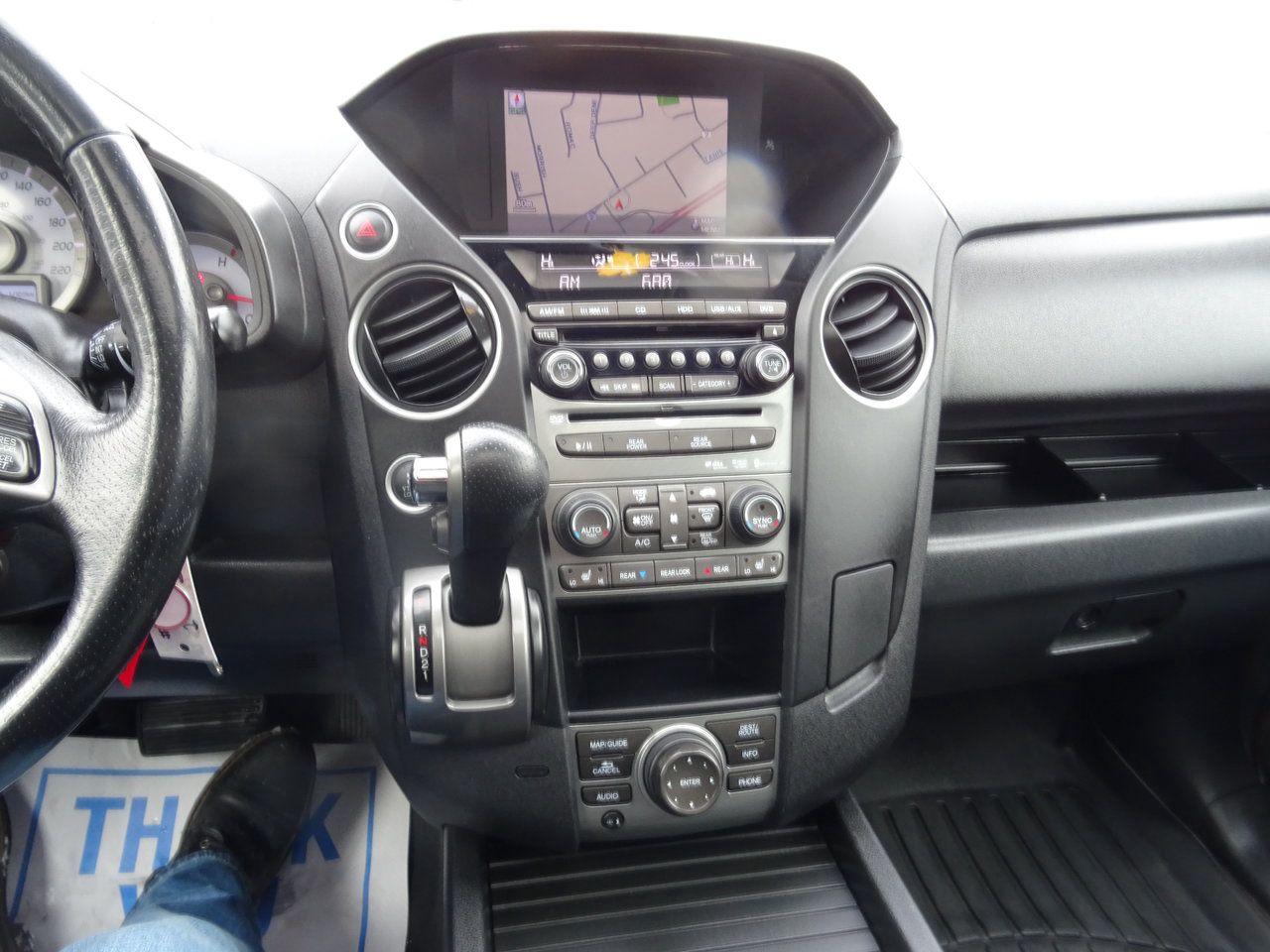 2013 Honda Pilot Touring - Photo #12