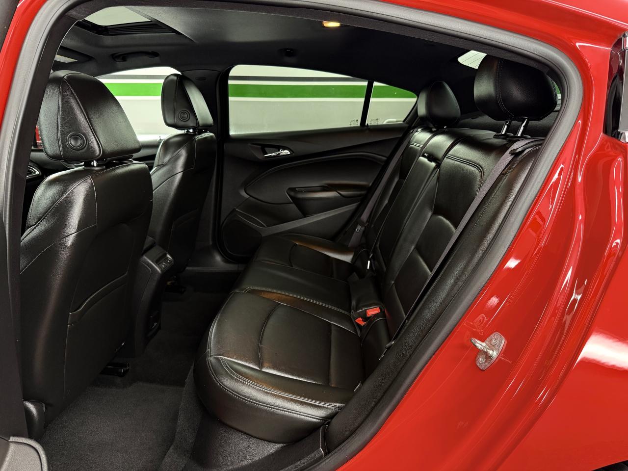 2016 Chevrolet Cruze Premier - Photo #9