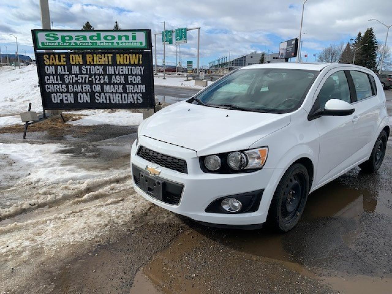 Used 2016 Chevrolet Sonic 5dr HB LT Auto for sale in Thunder Bay, ON