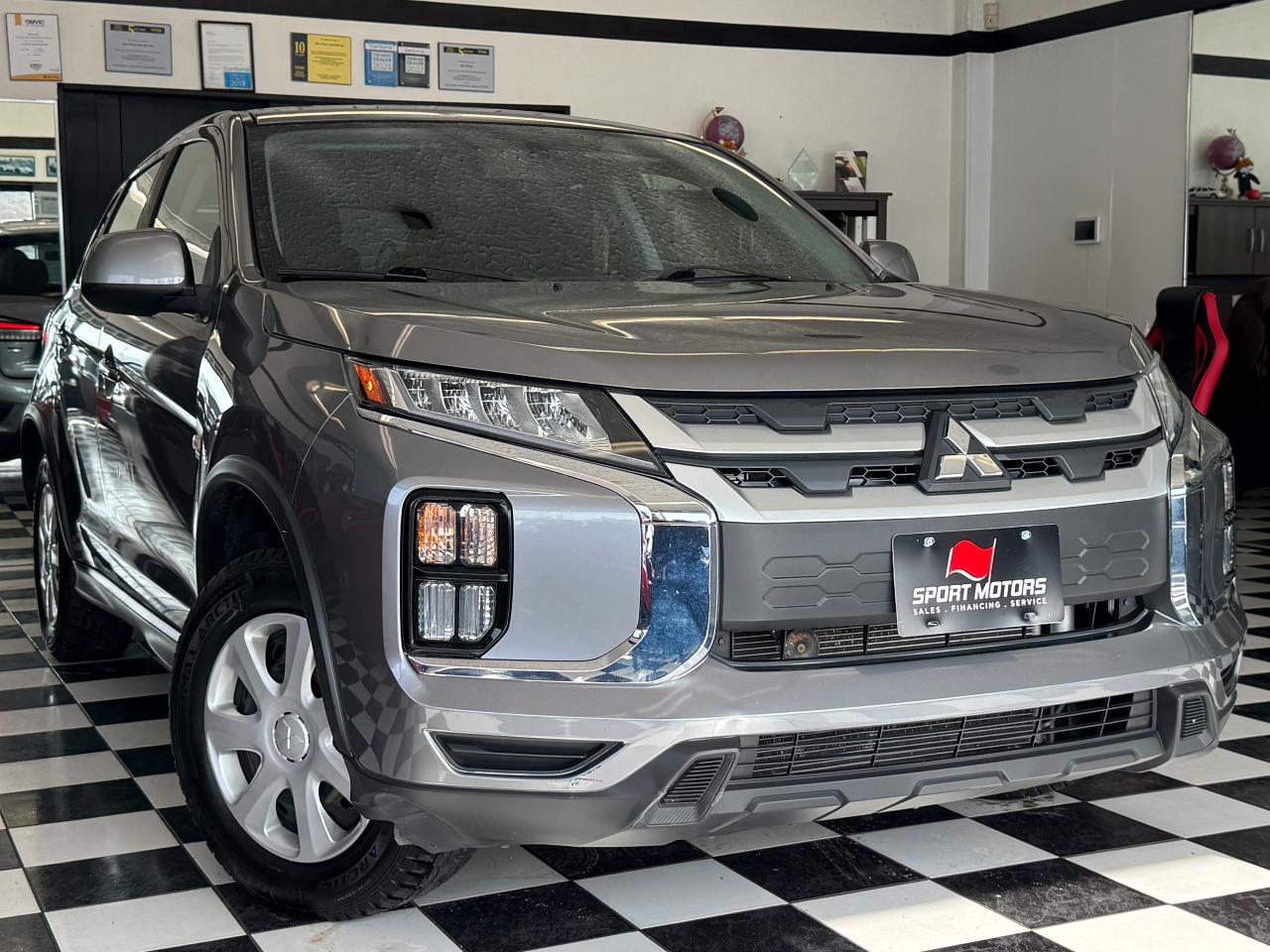 2020 Mitsubishi RVR SE AWD+Camera+ApplePlay+Heated Seats+CLEAN CARFAX - Photo #16