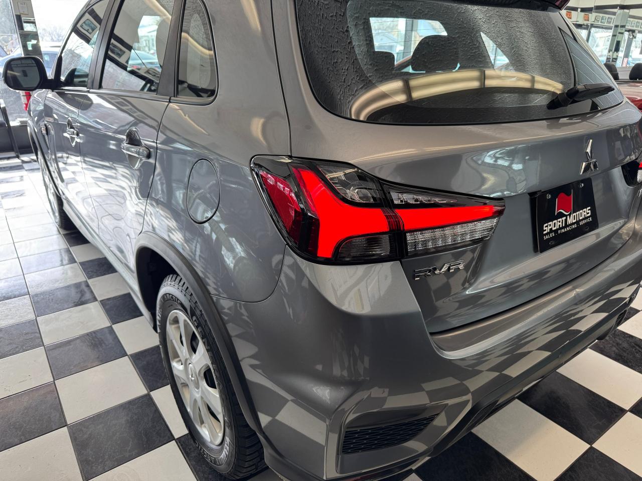 2020 Mitsubishi RVR SE AWD+Camera+ApplePlay+Heated Seats+CLEAN CARFAX - Photo #39
