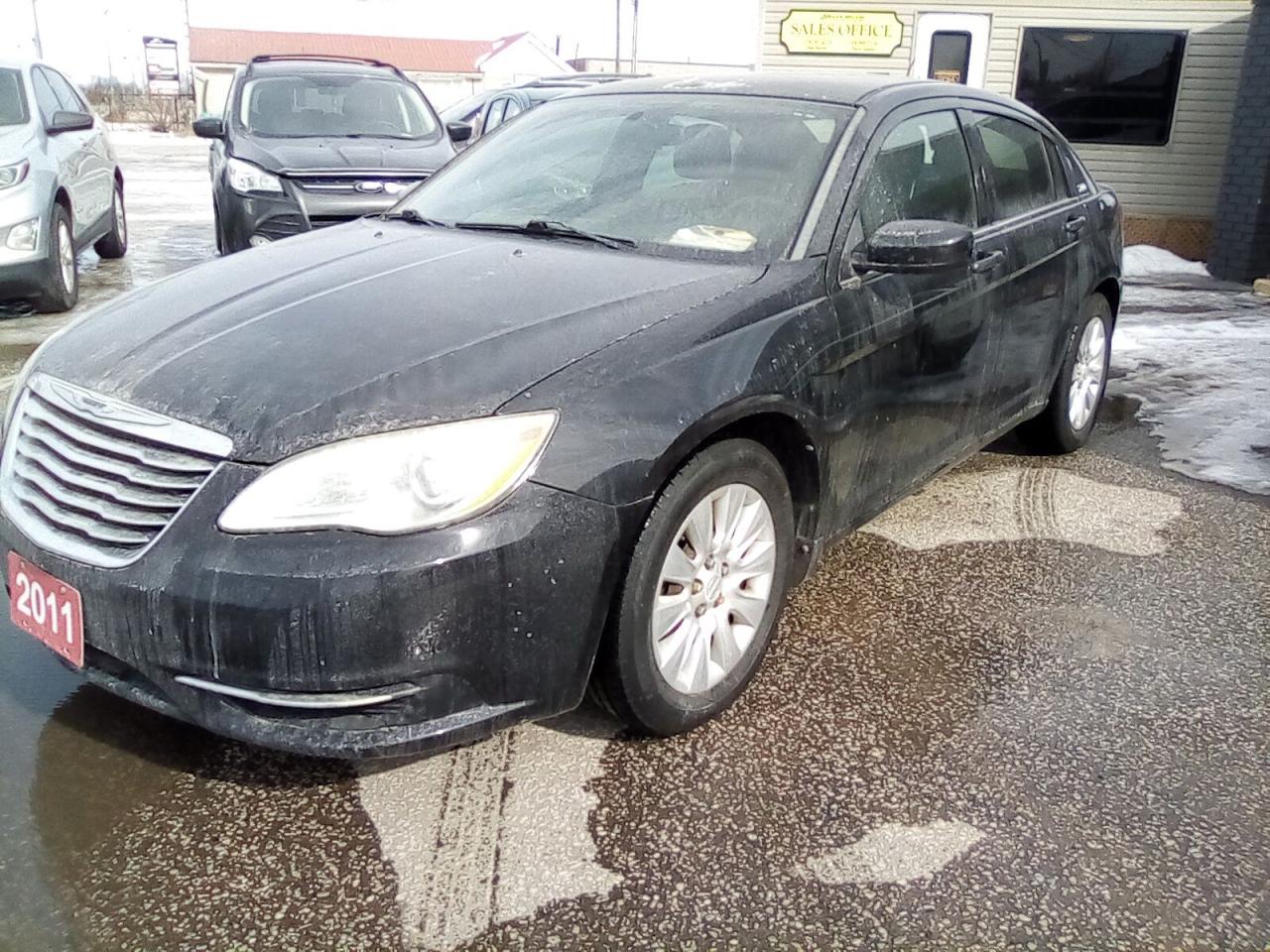 Used 2011 Chrysler 200 LX for sale in Leamington, ON