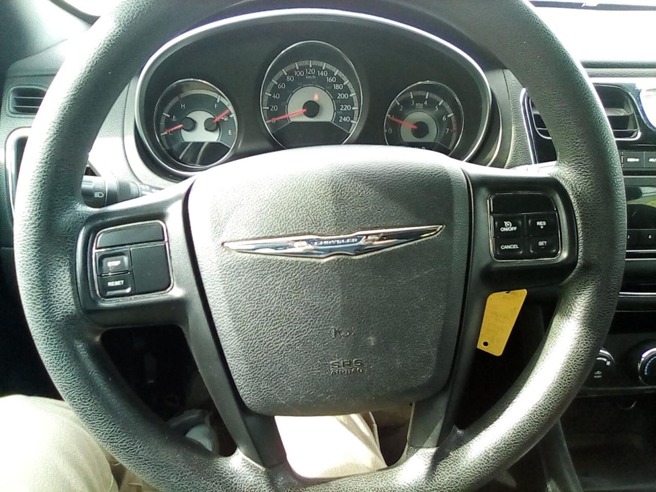 2011 Chrysler 200 LX