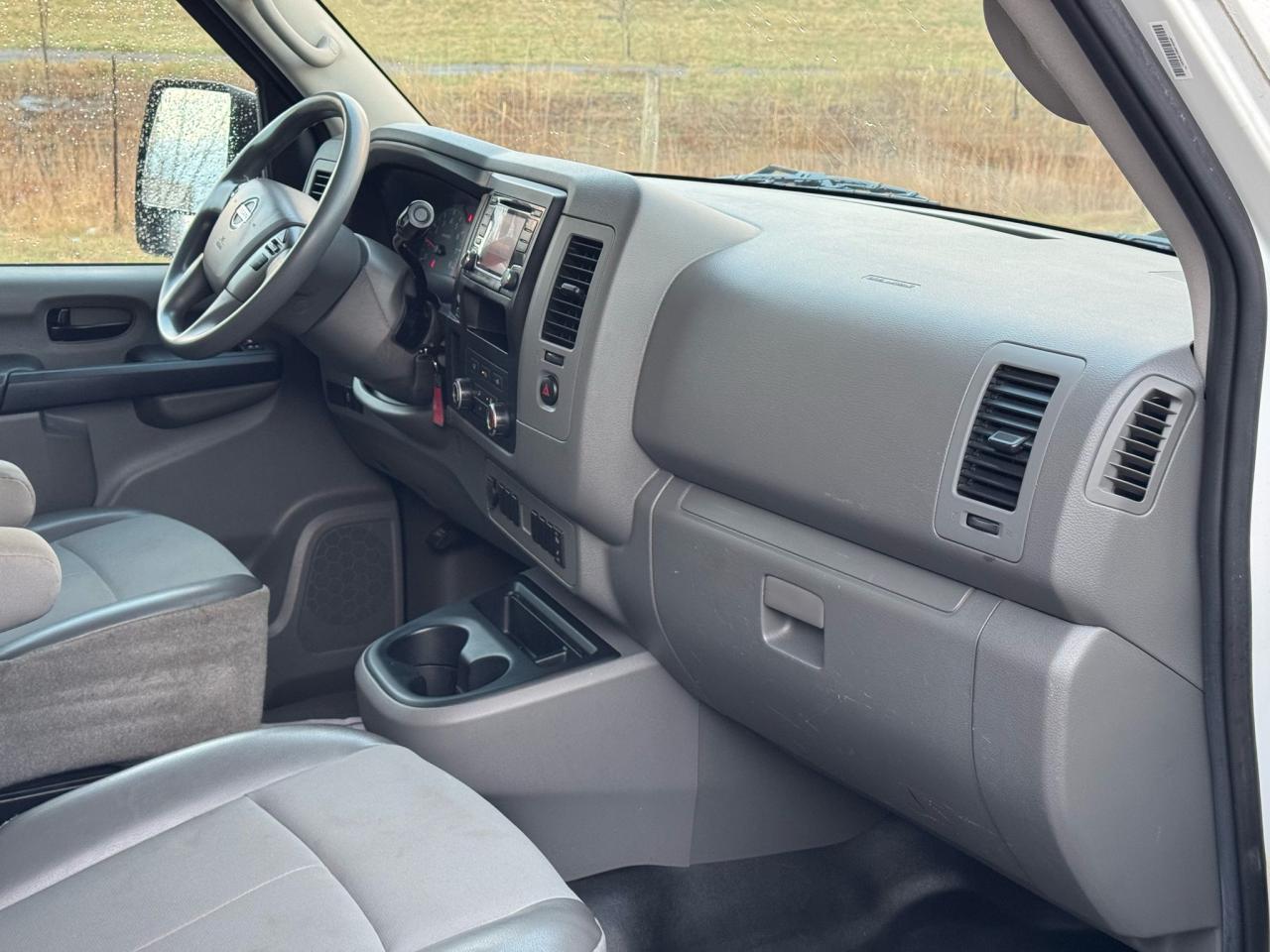 2018 Nissan NV 1500 NV1500 S | 4.0 V6 | BLUETOOTH | BACKUP CAMERA | Photo7