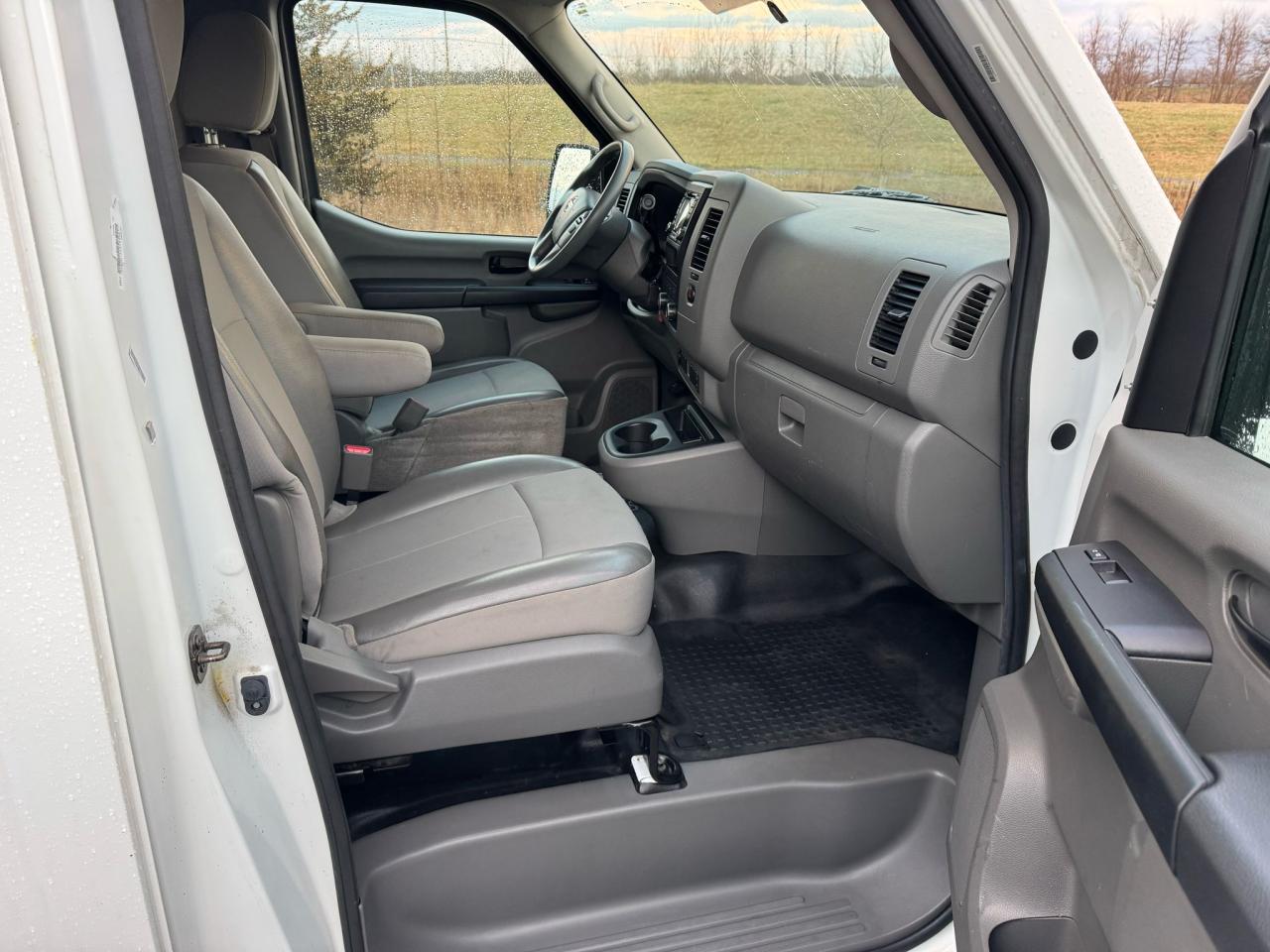 2018 Nissan NV 1500 NV1500 S | 4.0 V6 | BLUETOOTH | BACKUP CAMERA | Photo6
