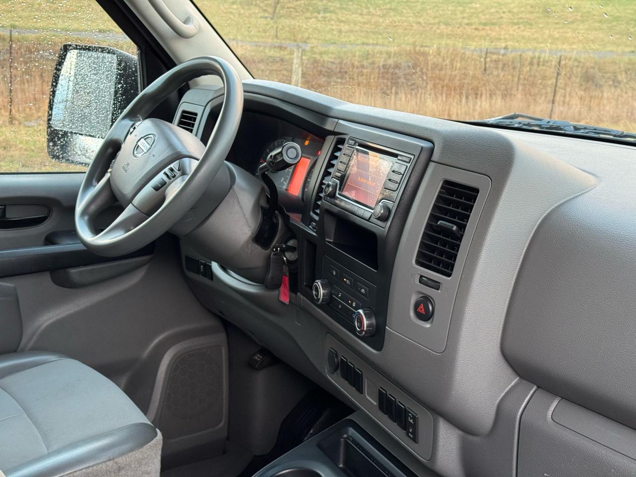2018 Nissan NV 1500 NV1500 S | 4.0 V6 | BLUETOOTH | BACKUP CAMERA | Photo8
