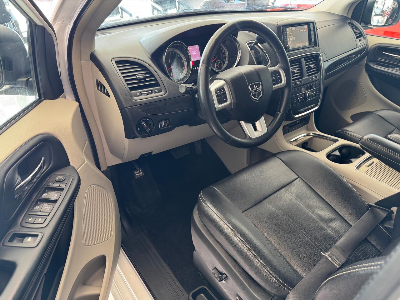 2016 Dodge Grand Caravan SXT Premium Plus+PWR Doors+Gate+DVD+CLEAN CARFAX Photo