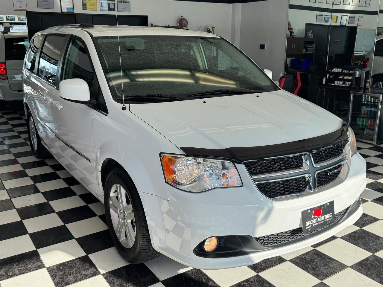 2016 Dodge Grand Caravan SXT Premium Plus+PWR Doors+Gate+DVD+CLEAN CARFAX Photo