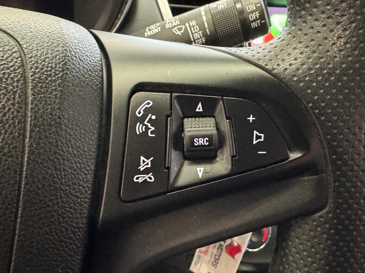 2018 Chevrolet Trax LS AWD+ApplePlay+New Tires+Cruise+CLEAN CARFAX Photo