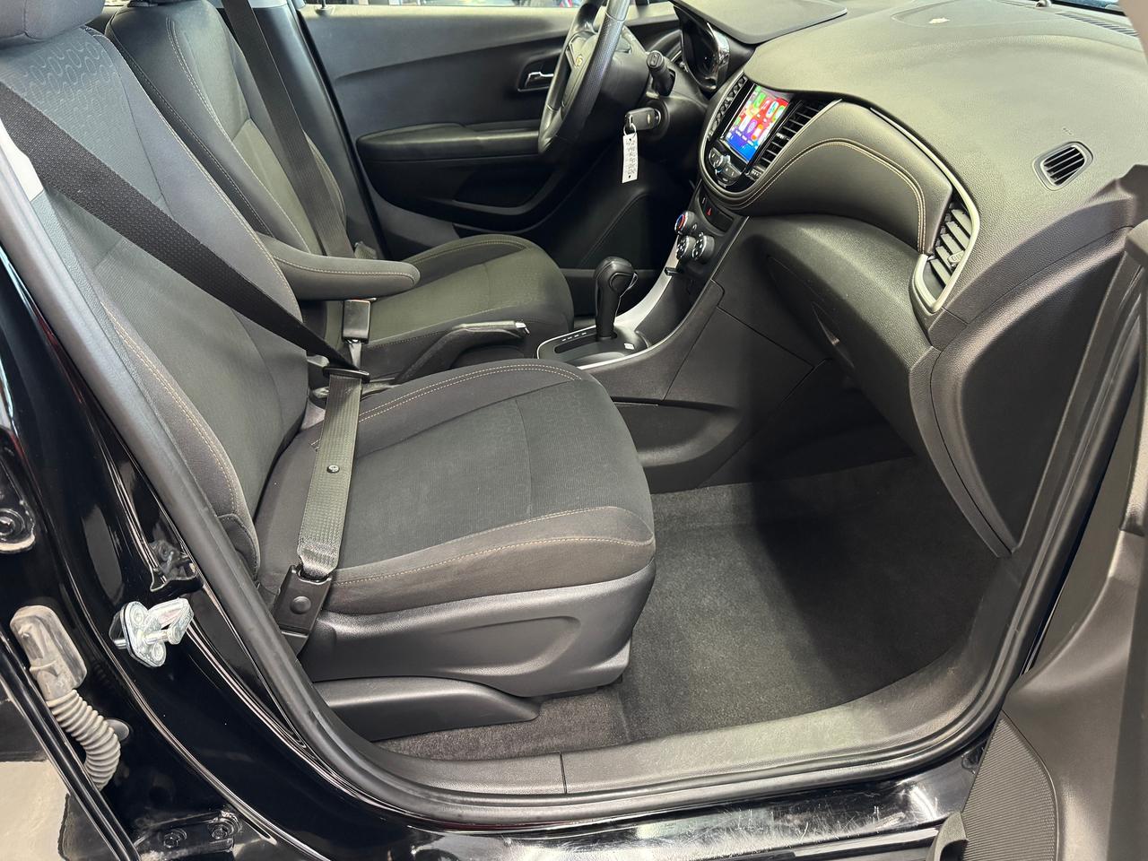 2018 Chevrolet Trax LS AWD+ApplePlay+New Tires+Cruise+CLEAN CARFAX Photo