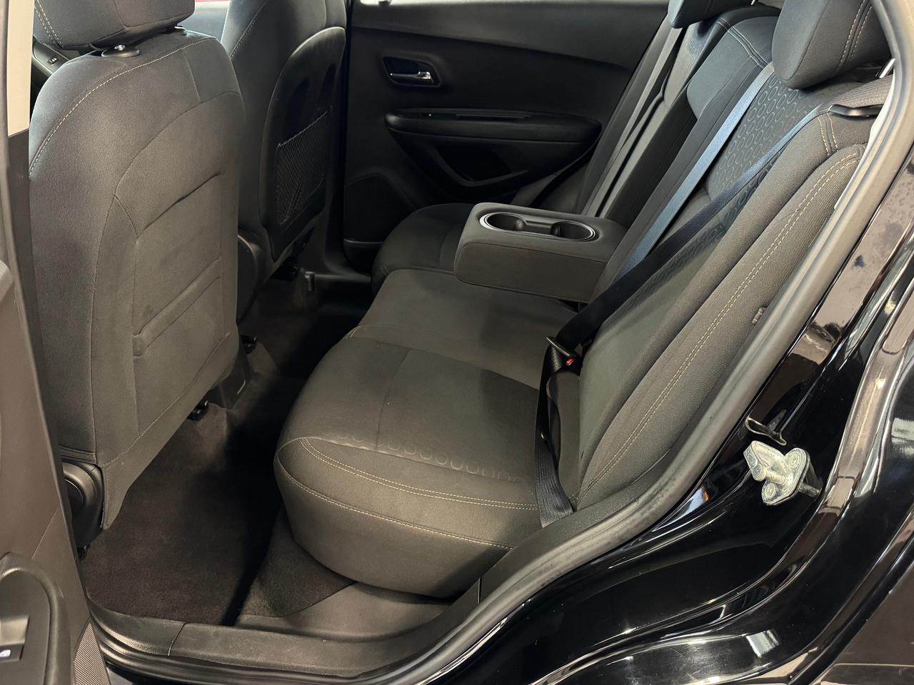 2018 Chevrolet Trax LS AWD+ApplePlay+New Tires+Cruise+CLEAN CARFAX Photo