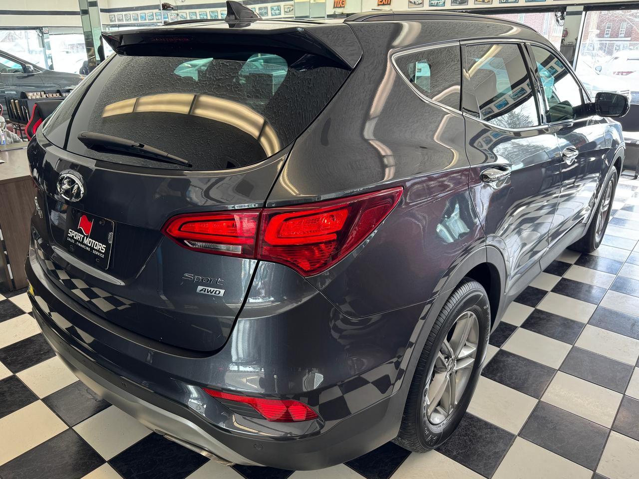 2017 Hyundai Santa Fe Sport Luxury AWD+GPS+PanoRoof+Camera+Power Gate+Leather Photo