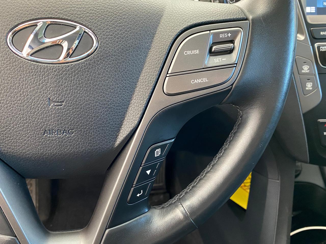 2017 Hyundai Santa Fe Sport Luxury AWD+GPS+PanoRoof+Camera+Power Gate+Leather Photo