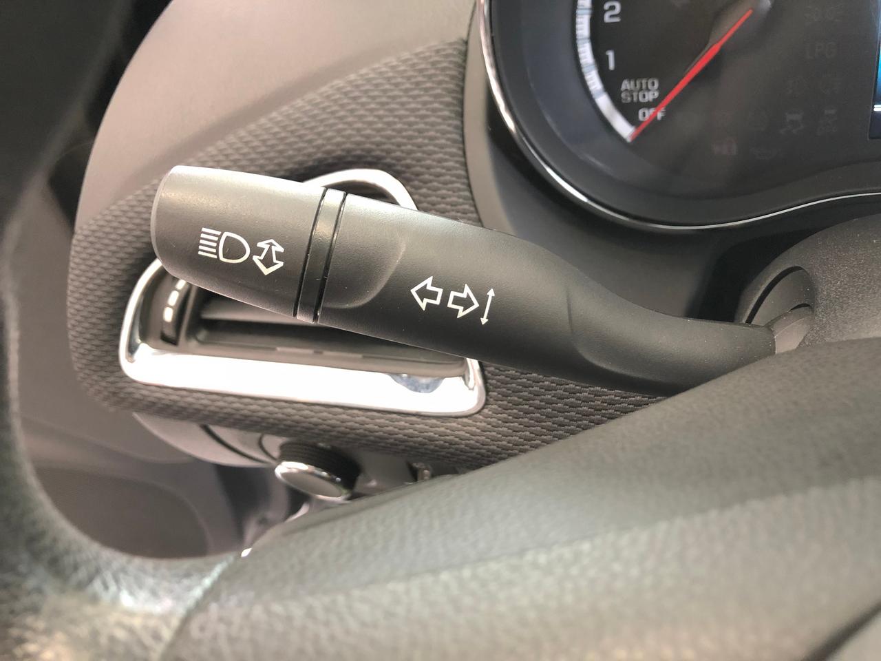 2017 Chevrolet Cruze LT+Roof+ApplePlay+New Tires+Wheels+Remote Start Photo