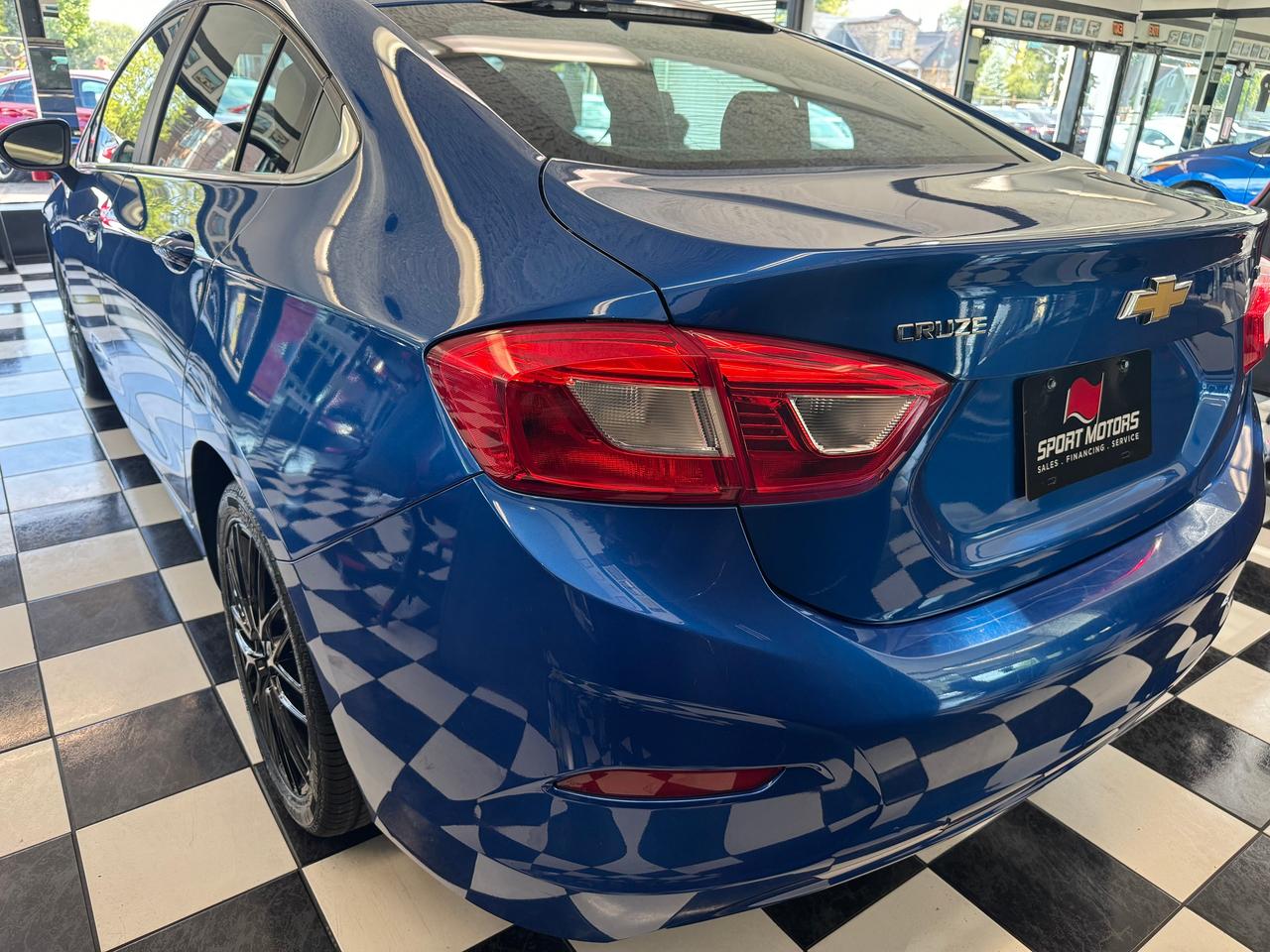 2017 Chevrolet Cruze LT+Roof+ApplePlay+New Tires+Wheels+Remote Start Photo