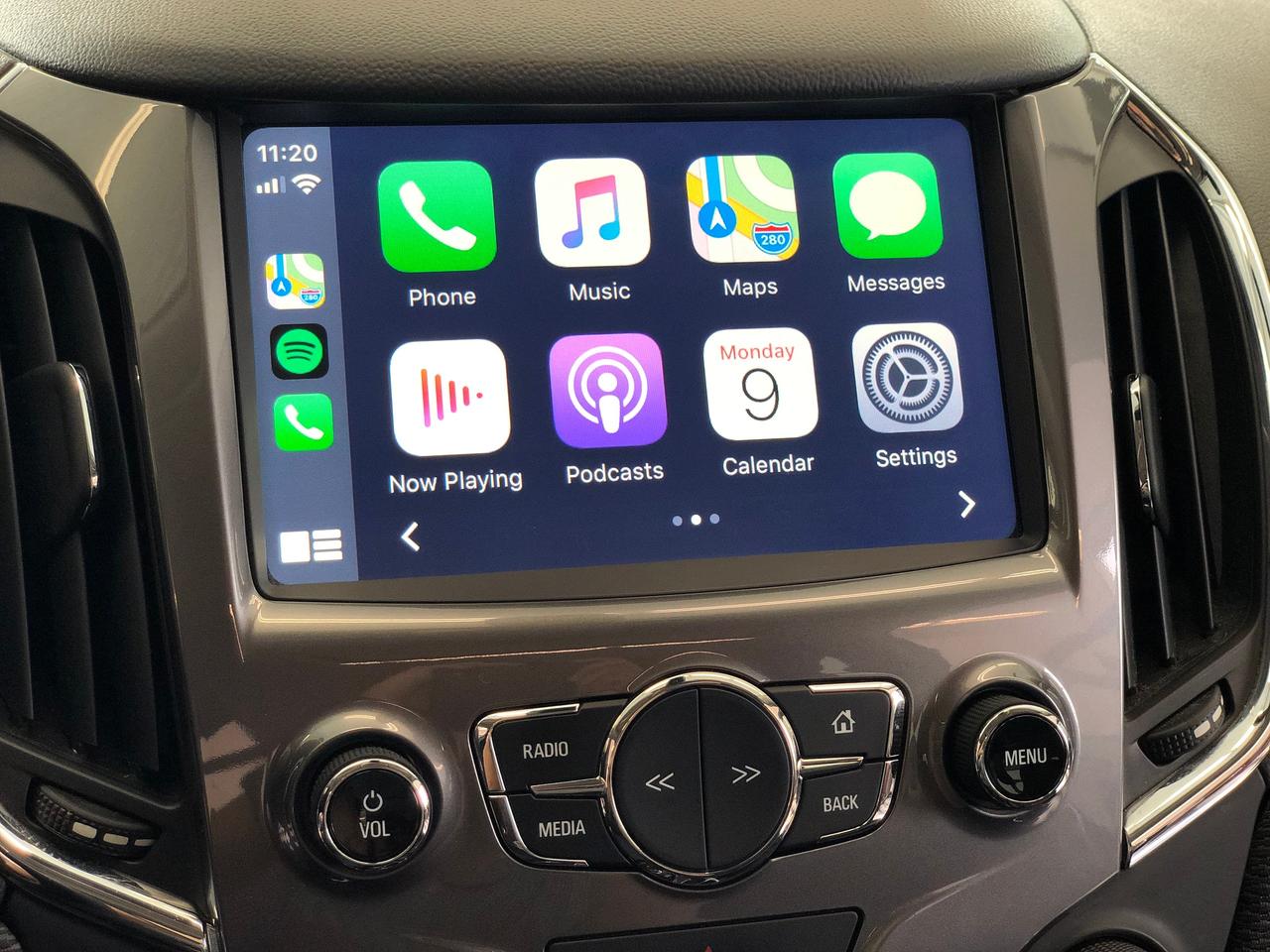 2017 Chevrolet Cruze LT+Roof+ApplePlay+New Tires+Wheels+Remote Start Photo