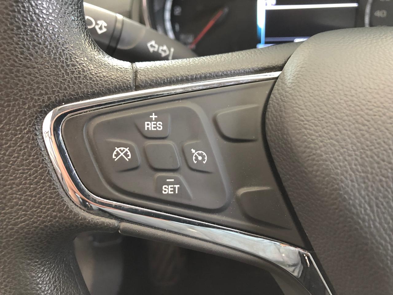 2017 Chevrolet Cruze LT+Roof+ApplePlay+New Tires+Wheels+Remote Start Photo