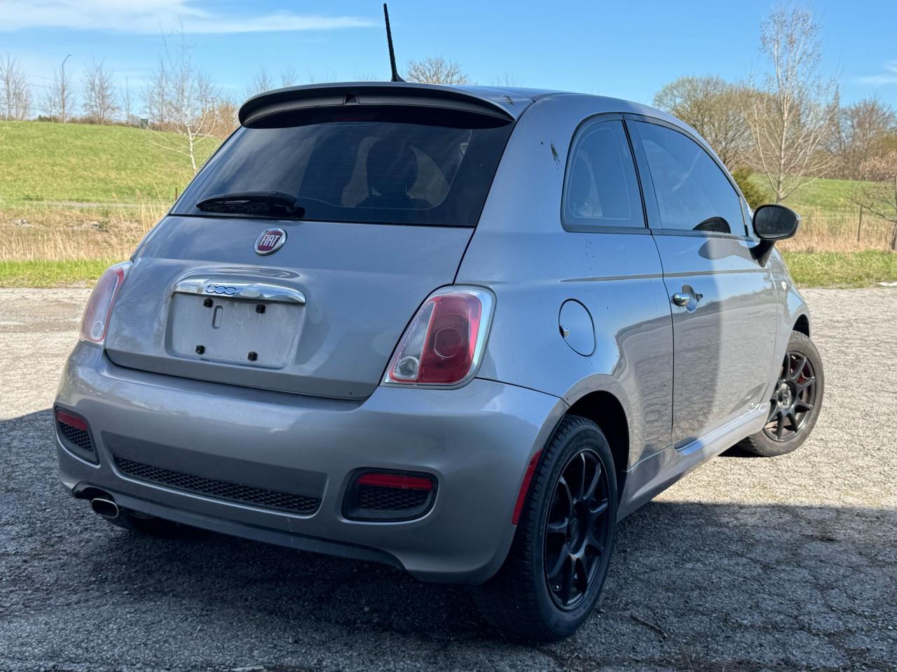 2015 Fiat 500 SPORT | CLEAN CARFAX | LEATHER | 5 SPEED | Photo4