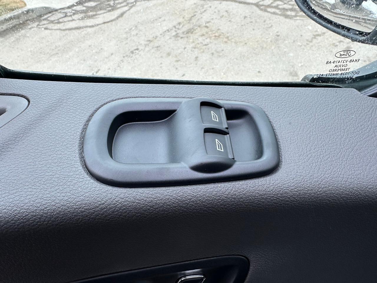 2025 Ford Transit Cargo Van URBAN DELIVERY KING/LOW ROOF/DELIVERY VAN? Photo