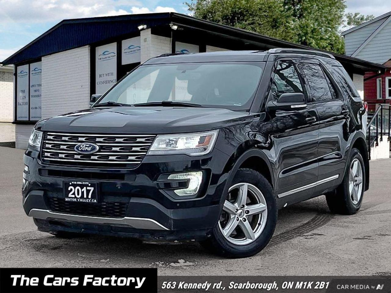 Used 2017 Ford Explorer XLT 4WD Leather/Nav/Camera - No Accident! for sale in Scarborough, ON