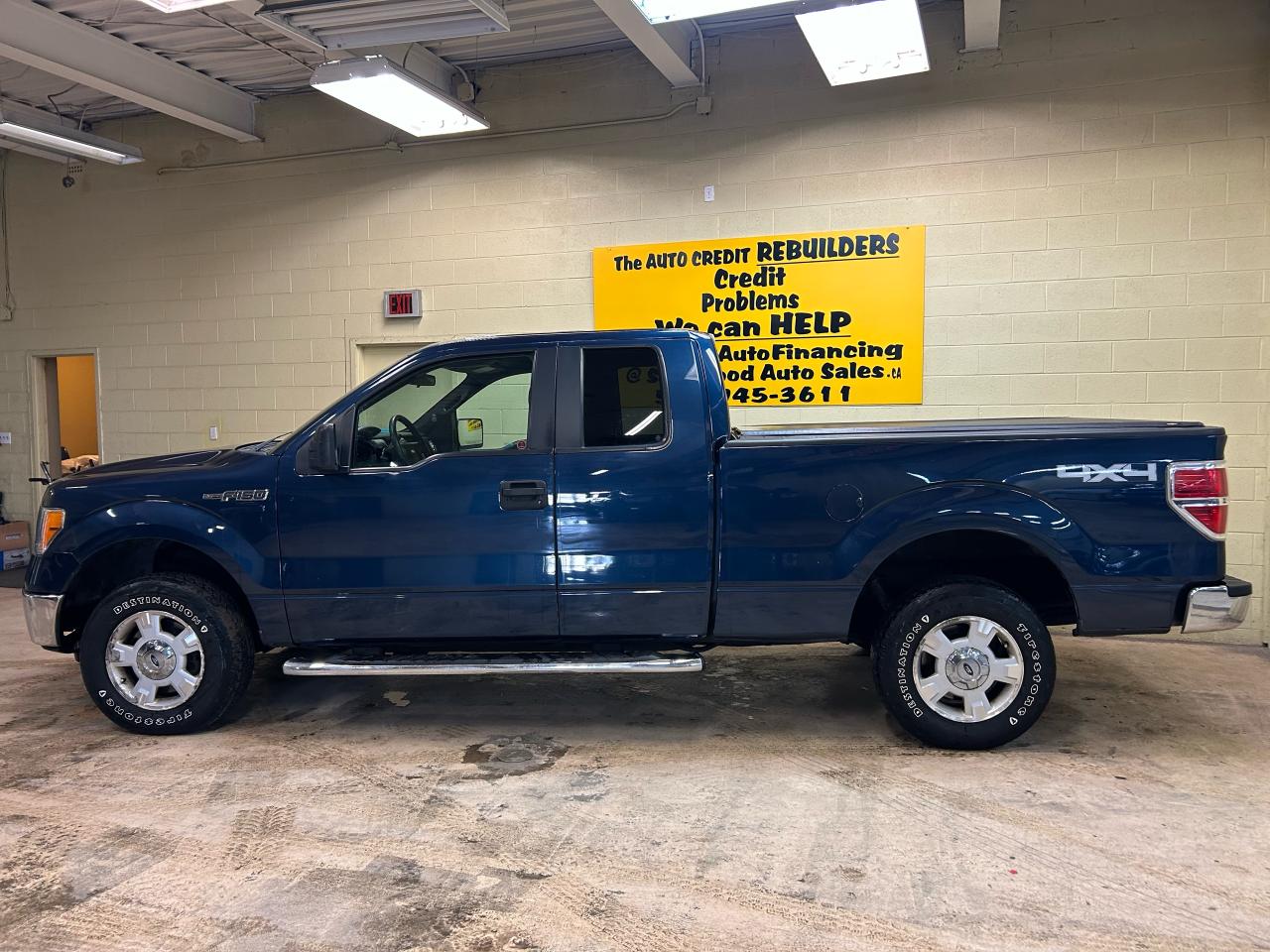 2014 Ford F-150 XLT - Photo #2