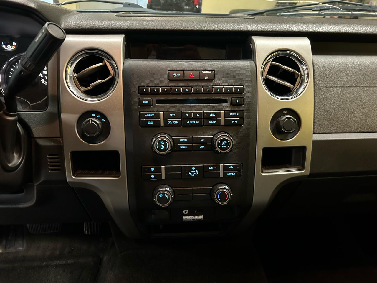 2014 Ford F-150 XLT - Photo #10