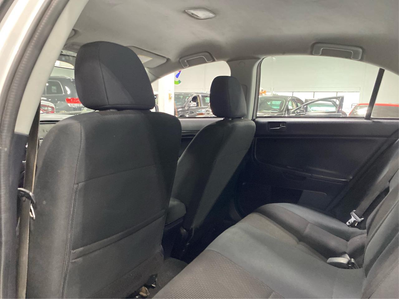 2017 Mitsubishi Lancer ES - Photo #10