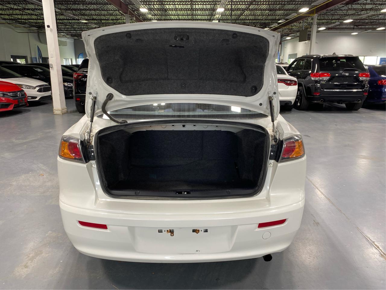 2017 Mitsubishi Lancer ES Photo