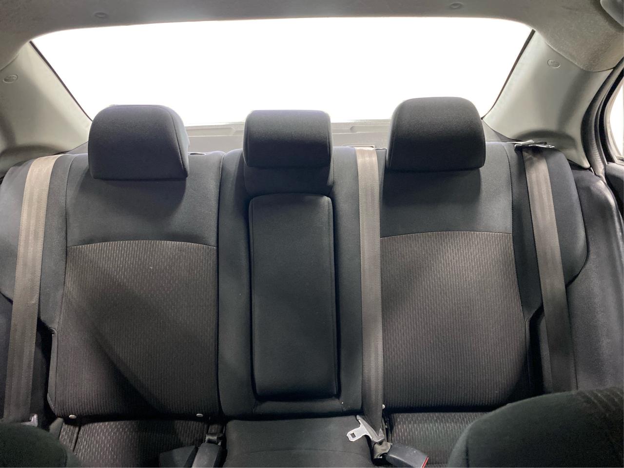 2017 Mitsubishi Lancer ES Photo