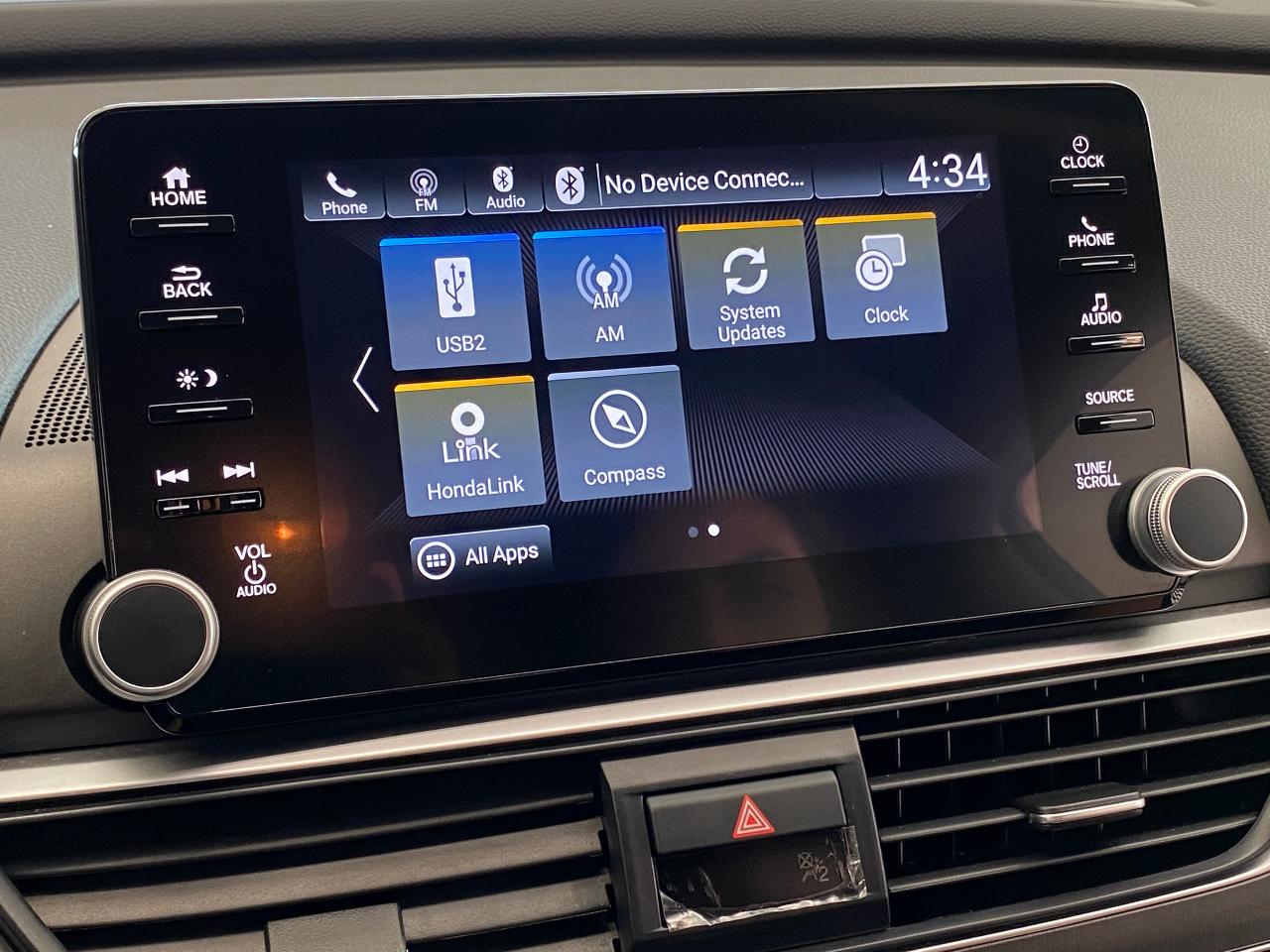 2019 Honda Accord LX+Adaptive Cruise+New Tires+Brakes+ACCIDENT FREE - Photo #31