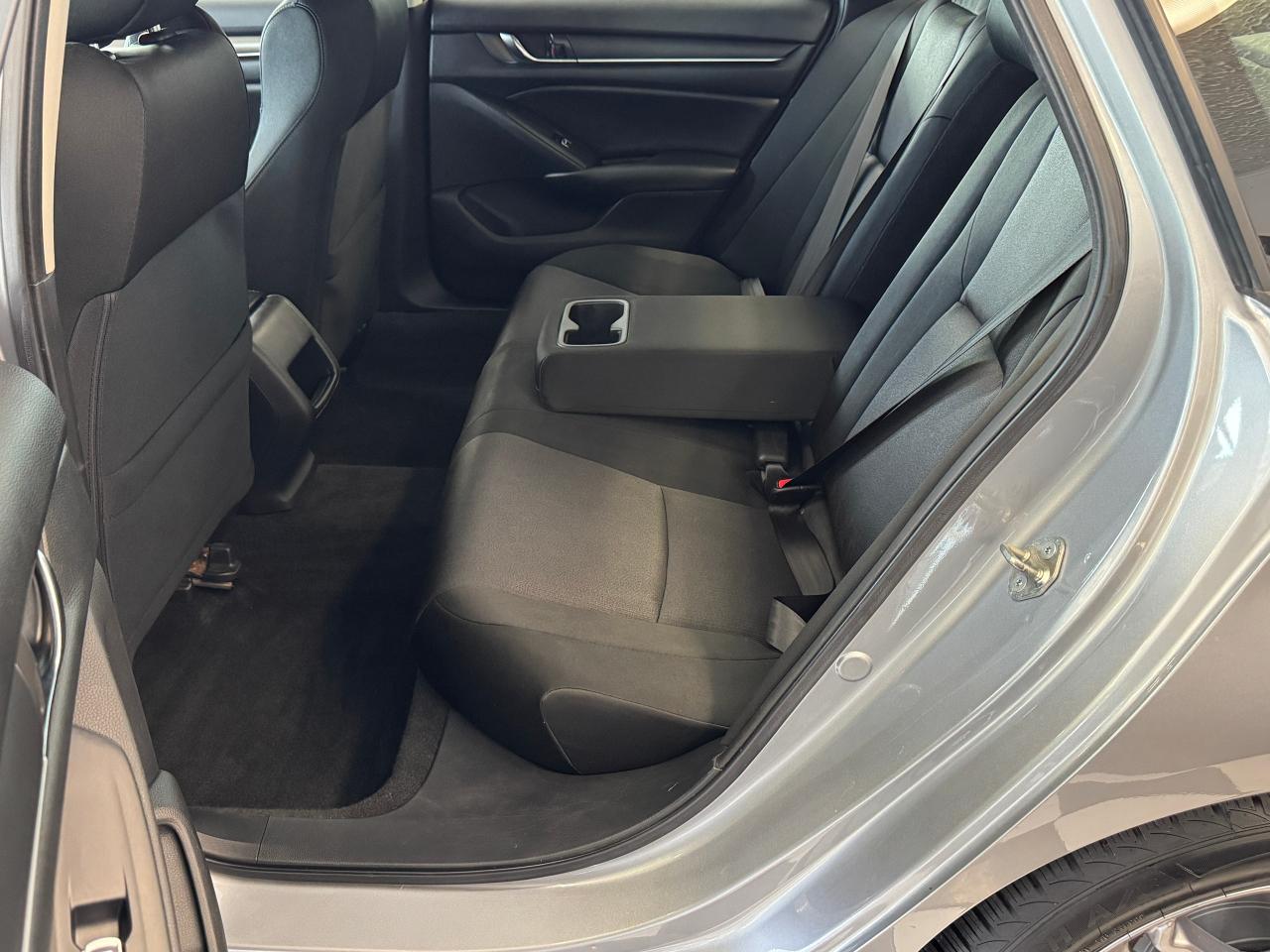 2019 Honda Accord LX+Adaptive Cruise+New Tires+Brakes+ACCIDENT FREE - Photo #23