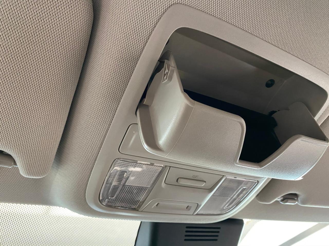 2019 Honda Accord LX+Adaptive Cruise+New Tires+Brakes+ACCIDENT FREE - Photo #43