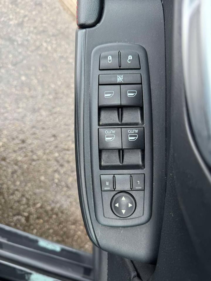 2016 Jeep Cherokee 4WD 4dr Trailhawk - Photo #21