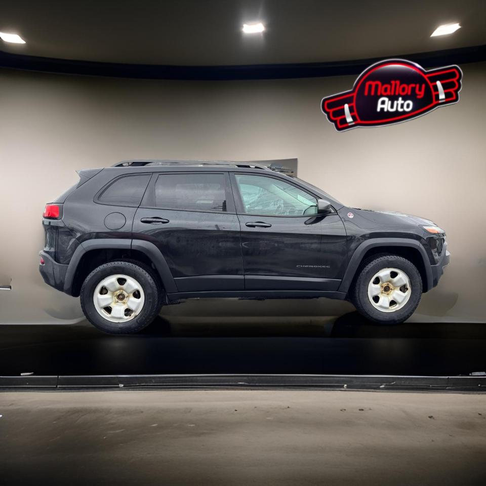 2016 Jeep Cherokee 4WD 4dr Trailhawk - Photo #8